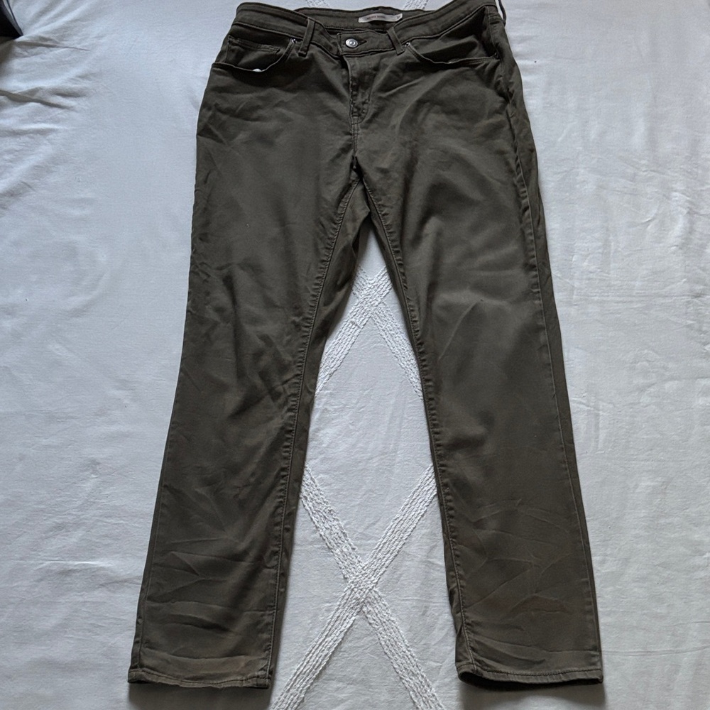 Levi’s Mid Rise Skinny Olive Green Pants SZ 31